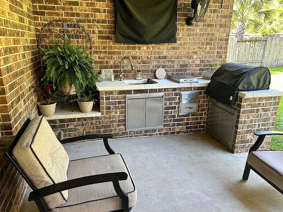 2nd image of 23023 Creek Park Dr