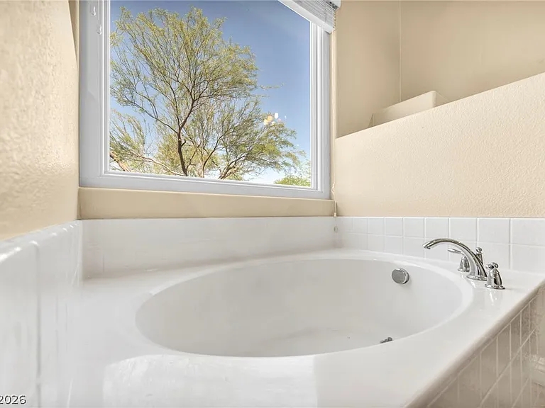 6049 Paddleboat St — Photo 39