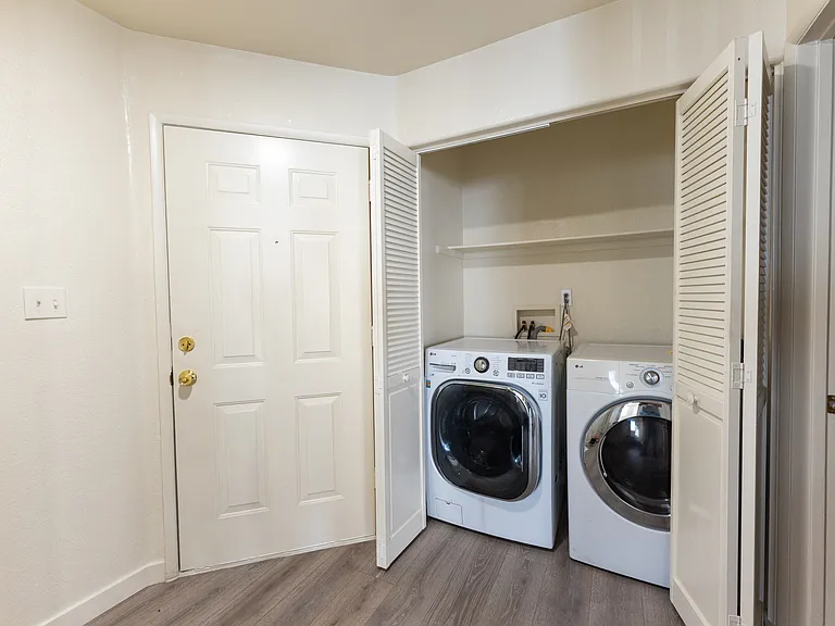 5064 S Rainbow Blvd #101-1 — Photo 7