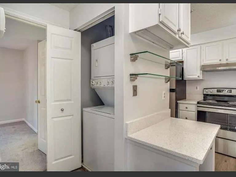 12200 Eagles Nest Ct — Photo 4