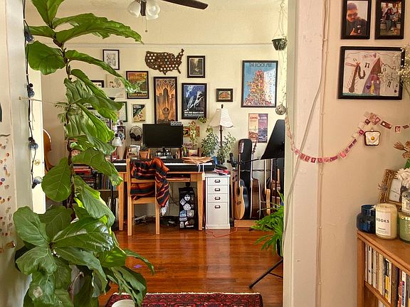 5th image of 2015 N California Ave APT 3