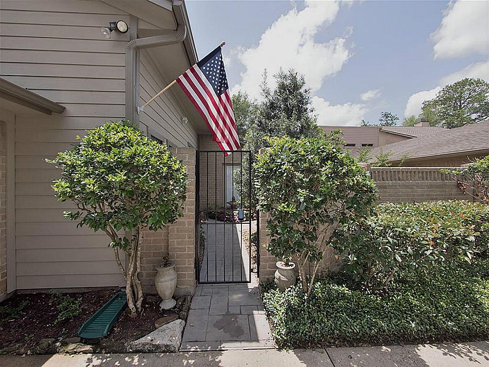 1st image of 8003 Oakwood Forest Dr