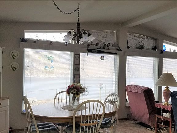 4th image of 46560 Sunny Hill Ln N