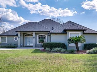 23538 Oak Prairie Cir, Sorrento, FL 32776