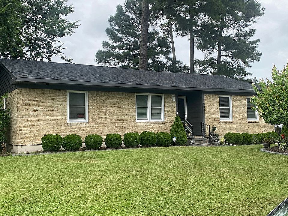 1st image of 1422 Holt Dr