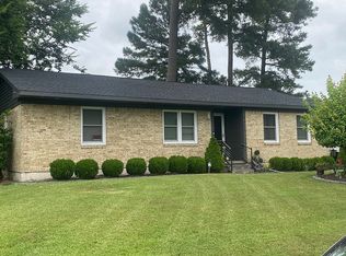 1422 Holt Dr, Portsmouth, VA 23701