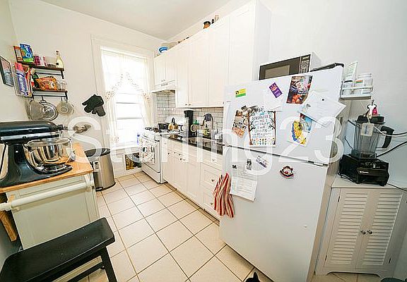 3rd image of 23-57 26th St #2