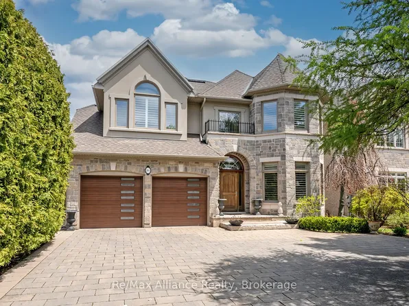 203 Burloak Dr, Oakville, ON L6L 6T6