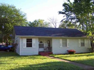 1002 San Saba St, Jacksonville, TX 75766