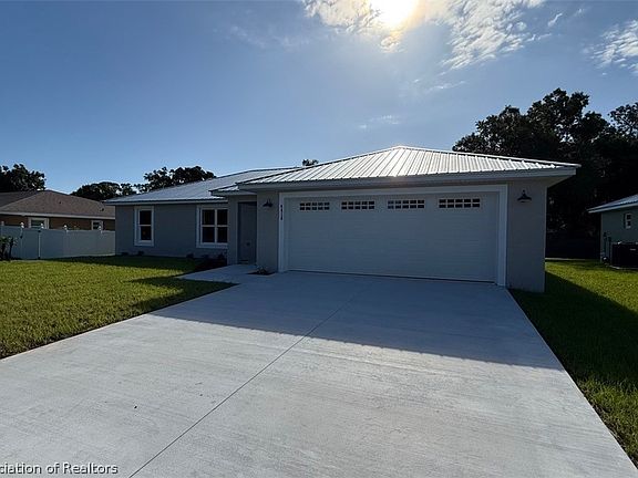 2nd image of 4016 Abernathy Ave