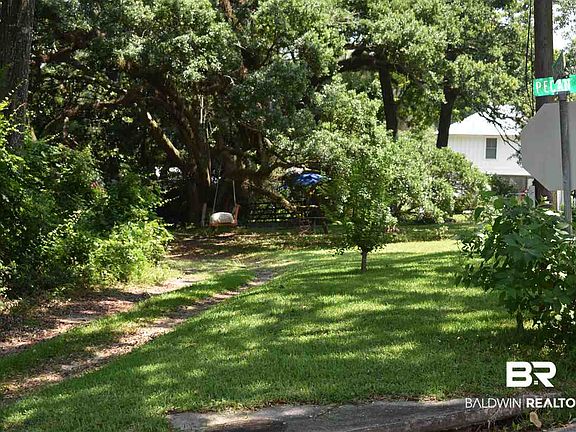 3rd image of 107 Kumquat St