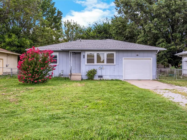 715 N Adair St, Vinita, OK 74301