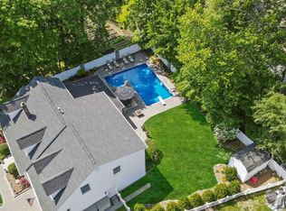 416 Tenakill Dr, Northvale, NJ 07647