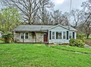 3807 NE Valley View Dr, Knoxville, TN 37917
