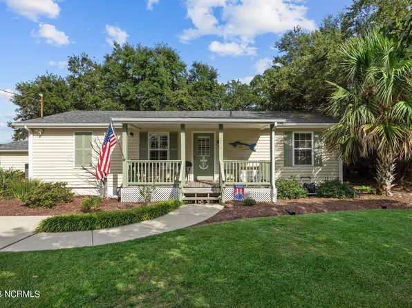 218 Sea Gate Drive, Newport, NC 28570