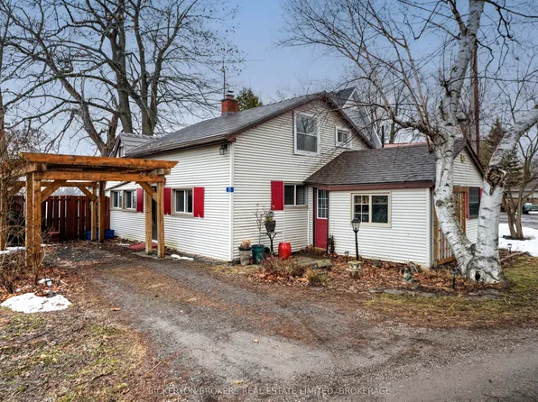 15 Sturtivans Ln, Leeds And The Thousand Islands, ON K7G 2V4