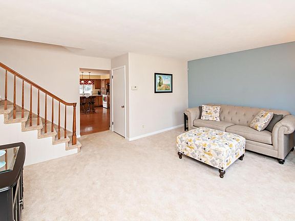 5th image of 1374 Brentwood Dr