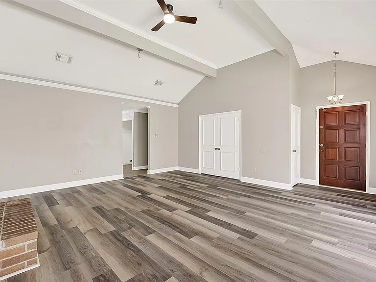 12403 Meadow Ridge Dr — Photo 7
