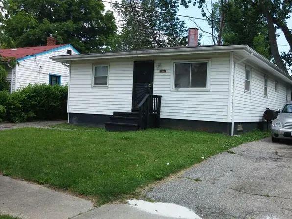 16801 Chateau Ave, Cleveland, OH 44128