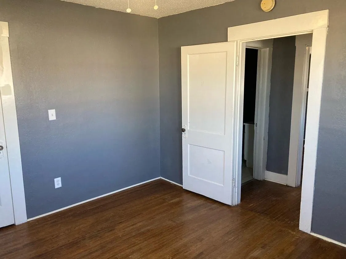1701 S Jackson St — Photo 3