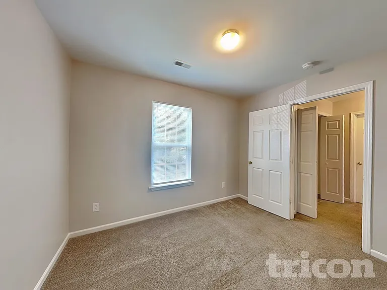 120 Honeywood Ave — Photo 13