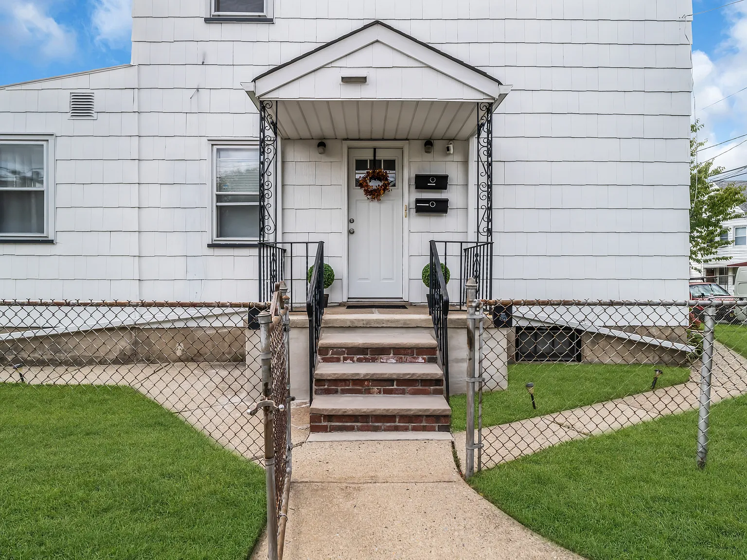 2 bed, $2,150 — Photo 2