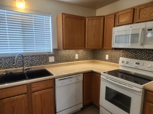 5494 S Huron St APT D, Littleton, CO 80120