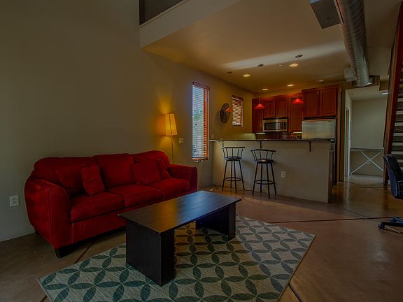 3rd image of 428 S 4th Ave #1