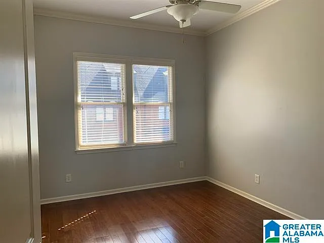 2074 Ross Park Way — Photo 5