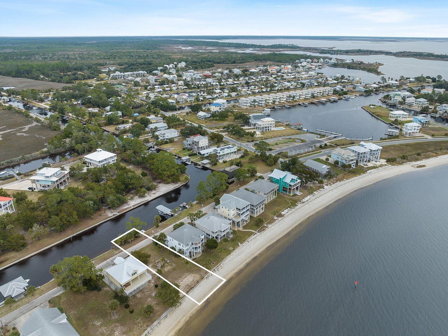 8 Shell Point Rd, Crawfordville, FL 32327 | MLS #367106 | Zillow