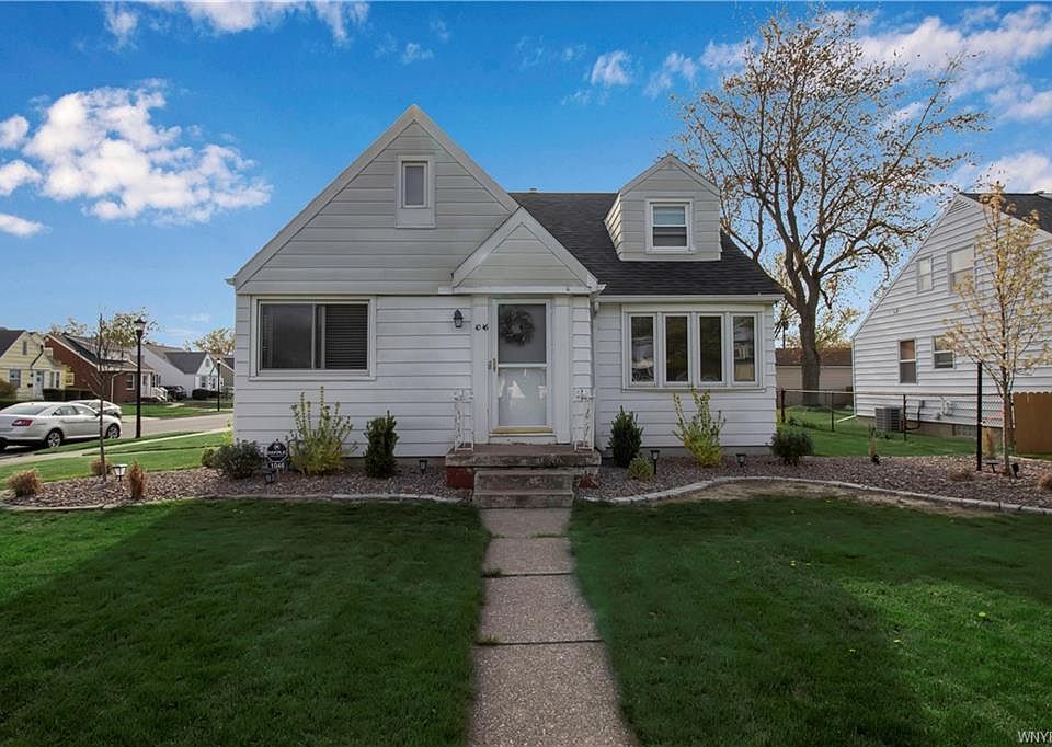 1st image of 1046 Parkhurst Blvd