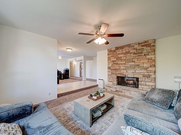 2nd image of 3026 W KERRY Lane