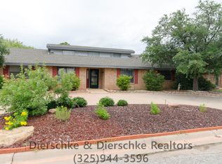 3834 Lake Ridge Dr, San Angelo, TX 76904