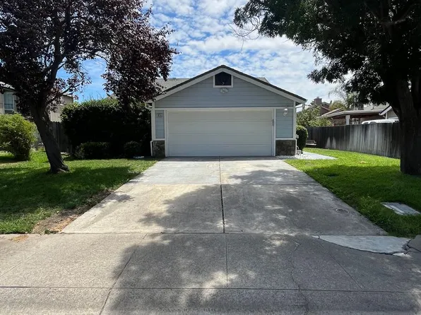 836 Marsh Creek Dr, Sacramento, CA 95838
