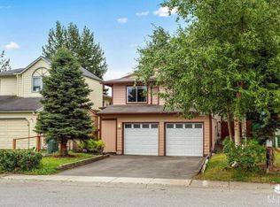 4020 Lakeridge Ct, Anchorage, AK 99502
