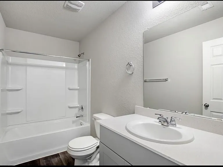 10031 Spring Creek Rd — Photo 15