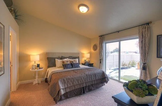 5058 W Brunmier Dr — Photo 8