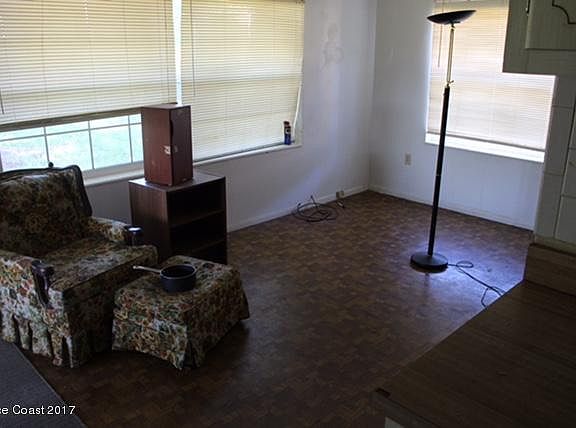 4th image of 510 Westminster Ave