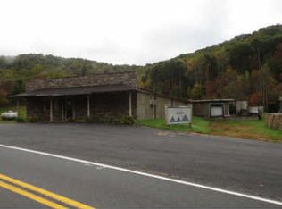 2529 Qualla Rd, Hayesville, NC 28904