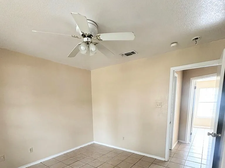1472 Timber Valley Dr — Photo 13