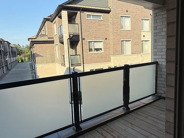 209 The Donway E — Photo 15
