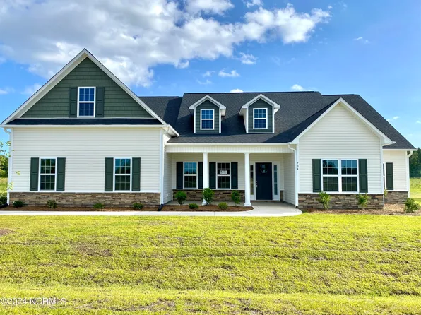 704 Atlantic Coast Lane, Jacksonville, NC 28546