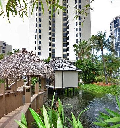 2nd image of 6640 Estero Blvd #E