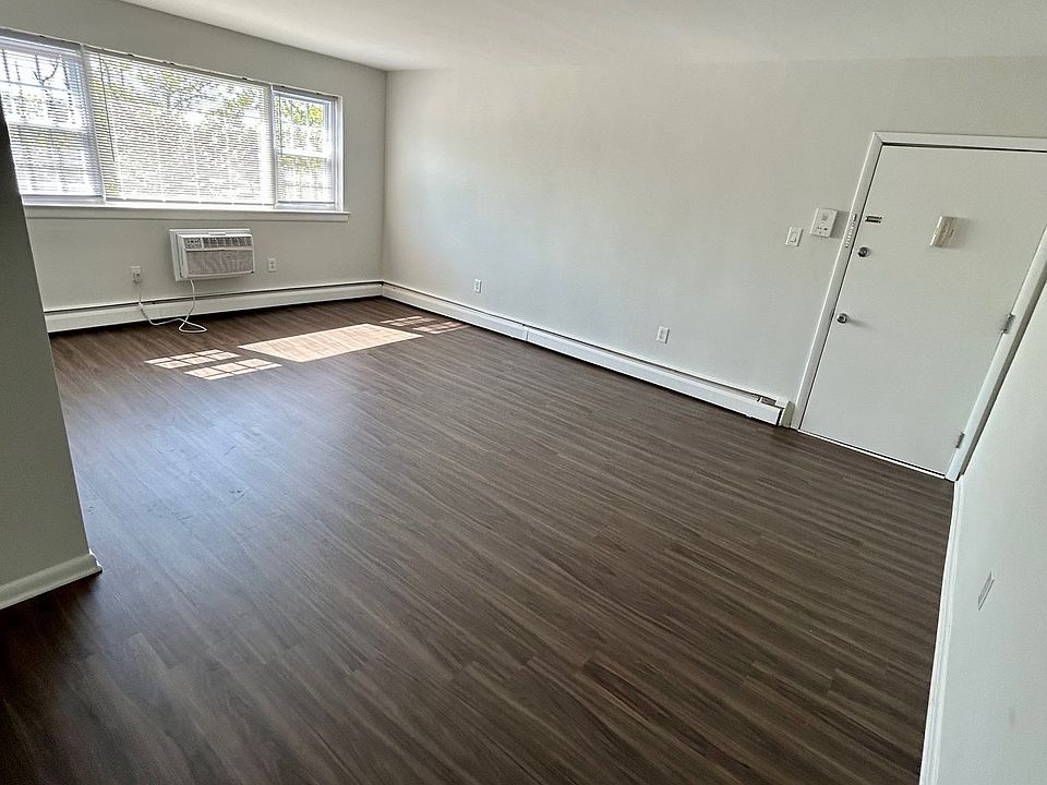 Carriage House Apartment Rentals Woodbury, NJ Zillow