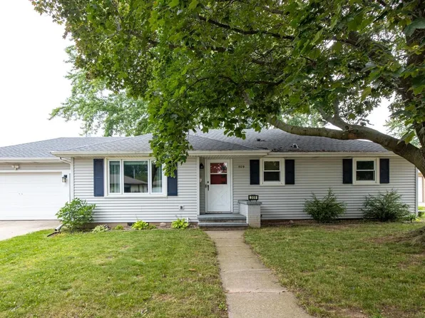 509 Margaret St, Combined Locks, WI 54113