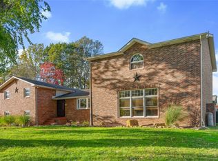 462 Fairlane Blvd, New Galilee, PA 16141