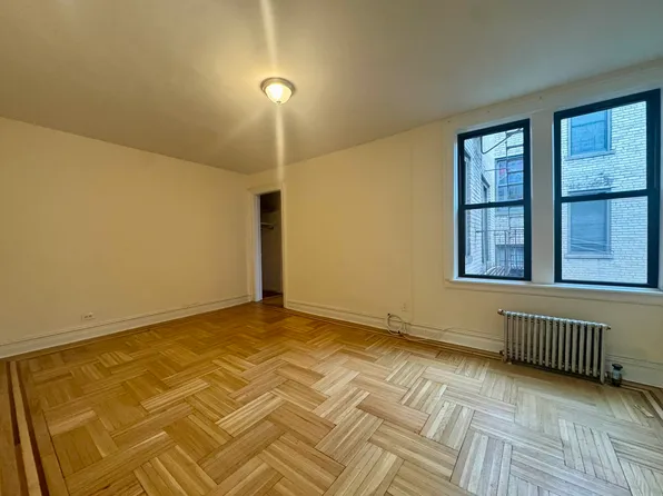 65 Arden Street image 1 of 5