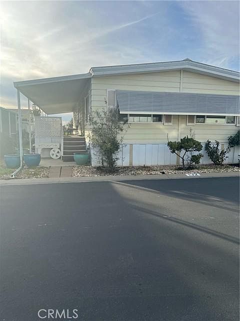 1st image of 1001 Sylmar Ave Space 132