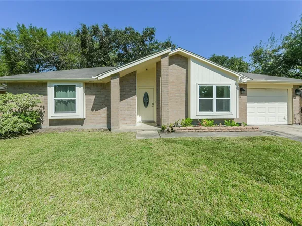 2502 Drummer Dr, League City, TX 77573