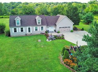 2220 Mahoning Rd, Deerfield, OH 44411
